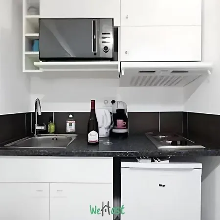 Charminng & Cosy T2 For Two In 13th Apartment